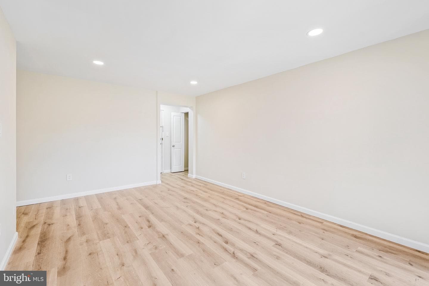 11901 Parklawn Drive #t-2 photo 12