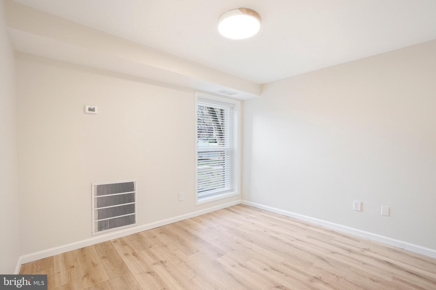 11901 Parklawn Drive #t-2 photo 14