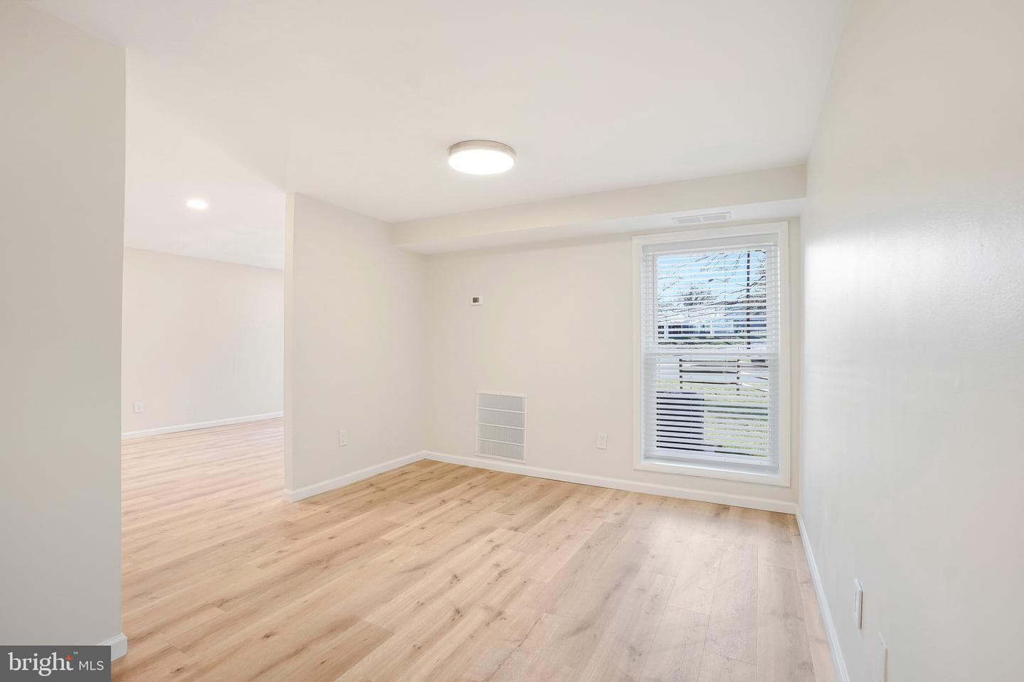 11901 Parklawn Drive #t-2 photo 17