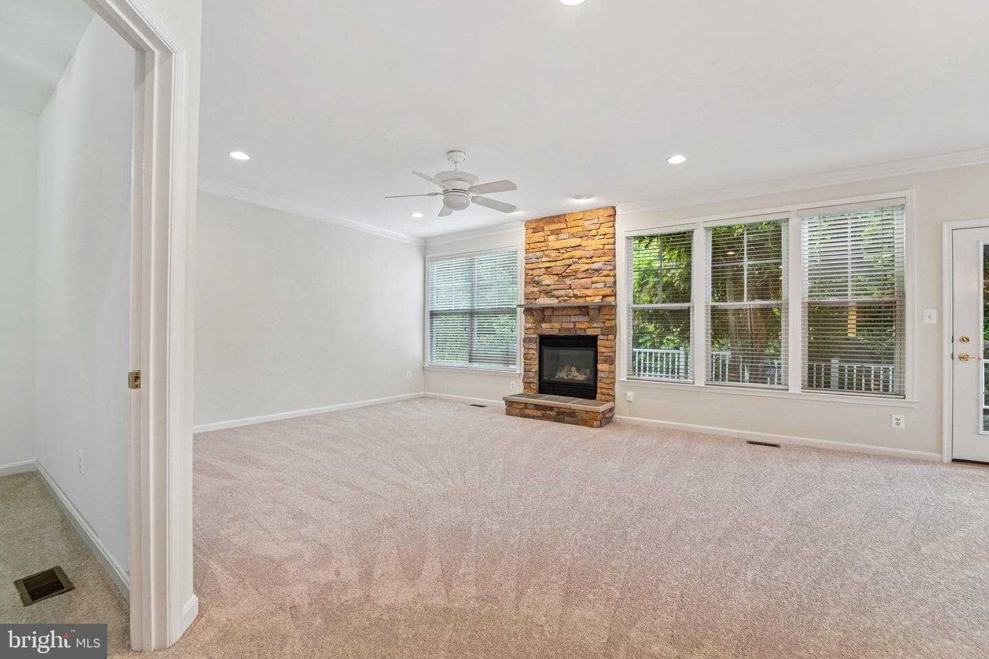 23508 Sugar View Drive photo 14