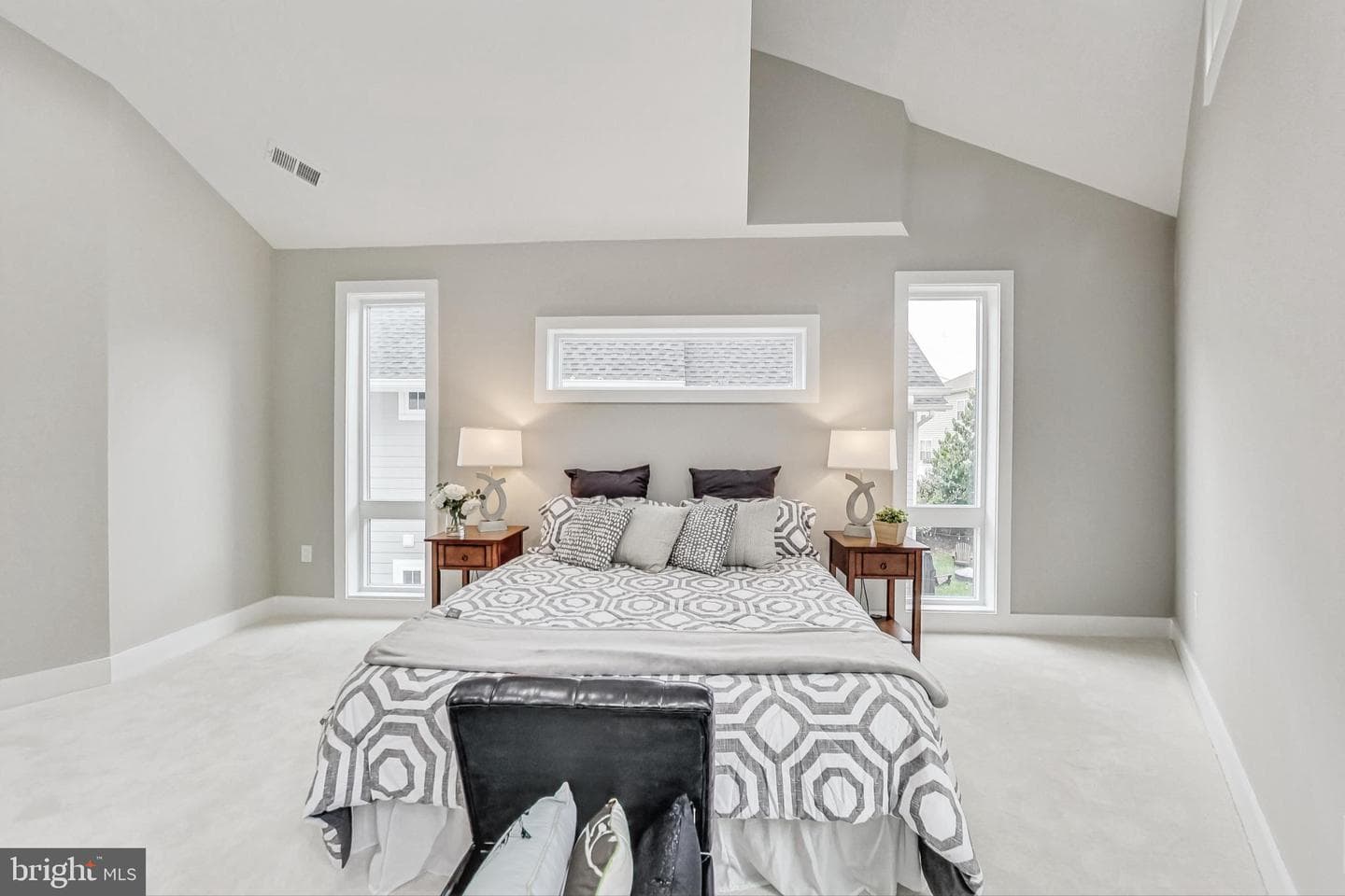 2932 University Boulevard W photo 18