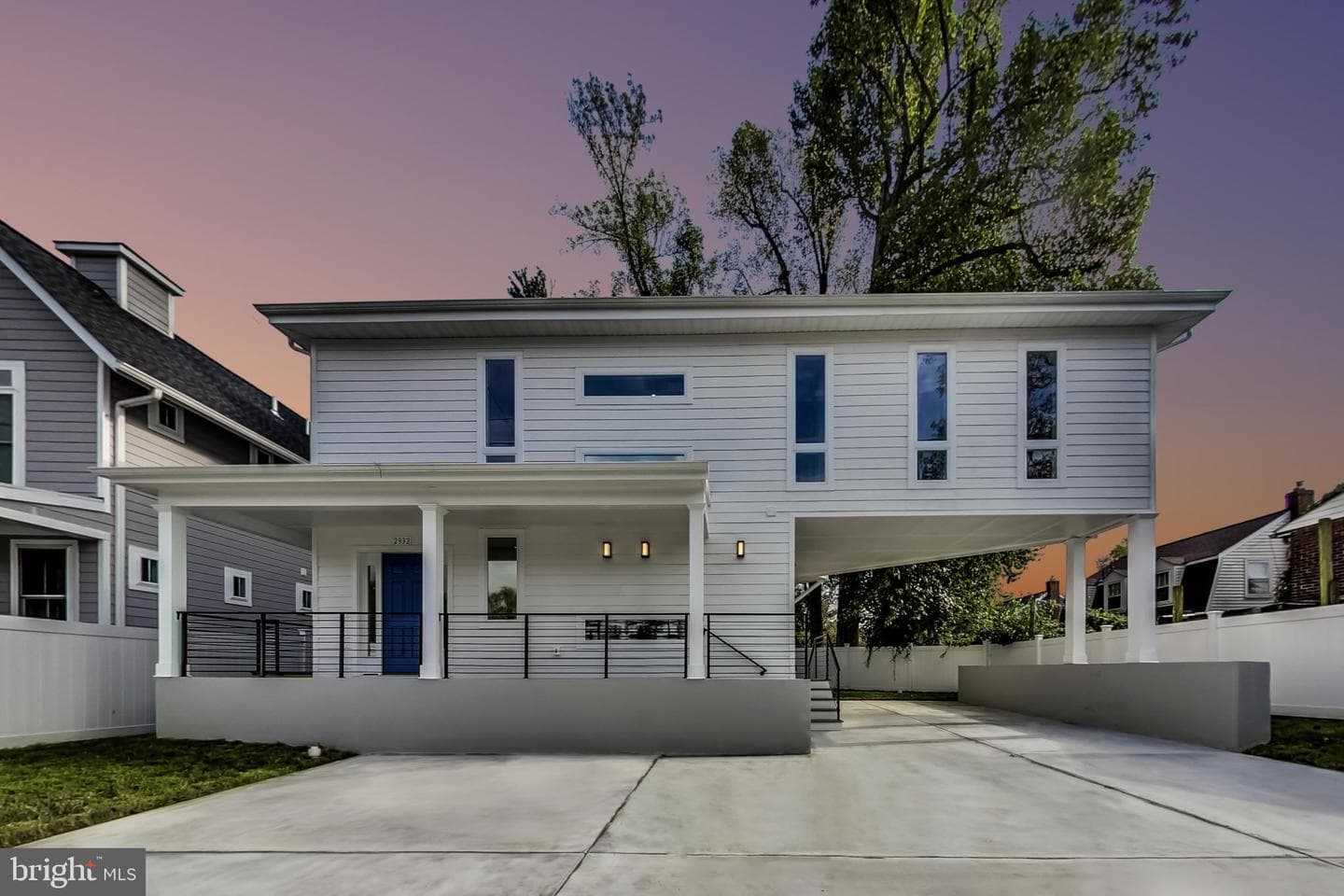 2932 University Boulevard W, Kensington