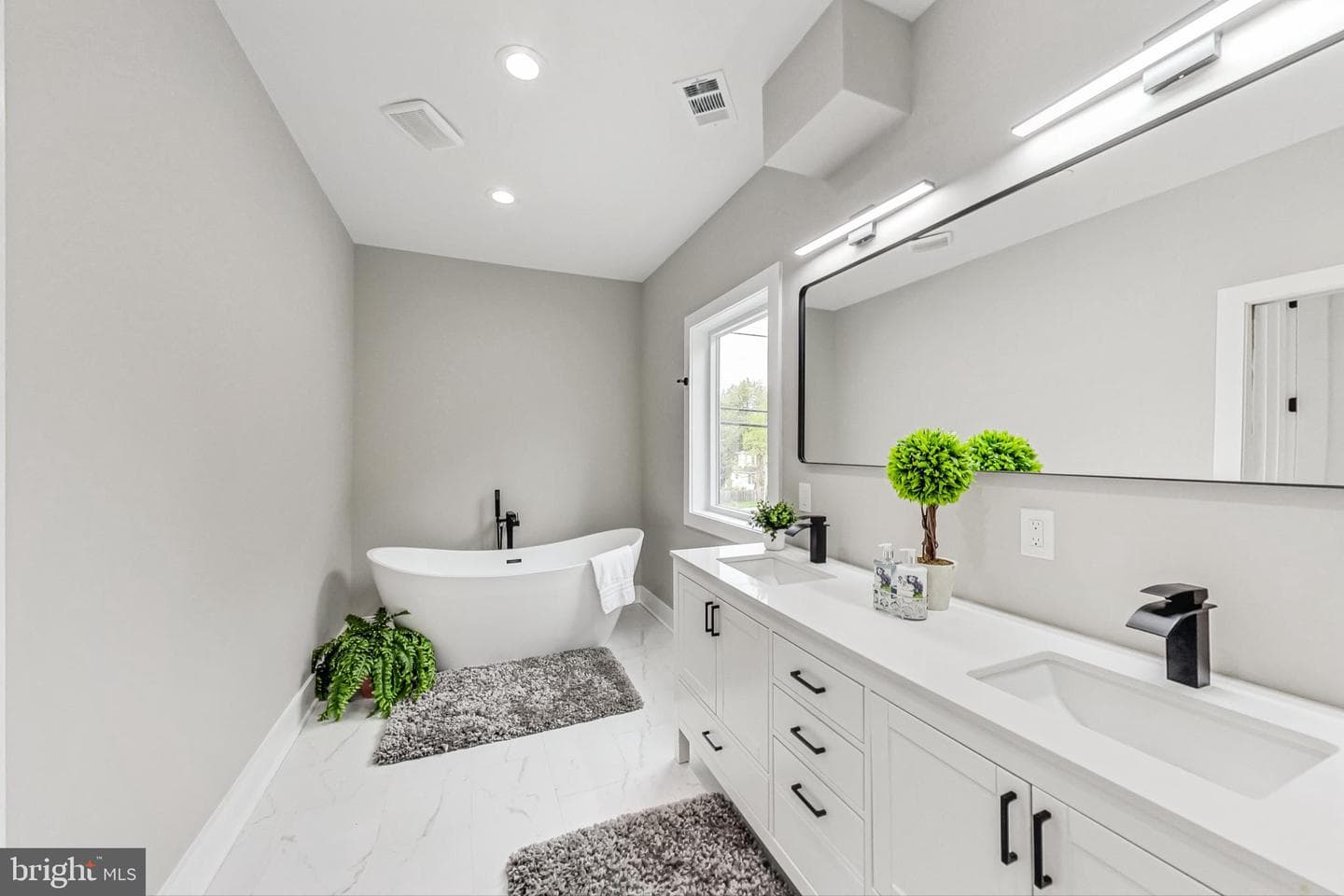2932 University Boulevard W photo 21