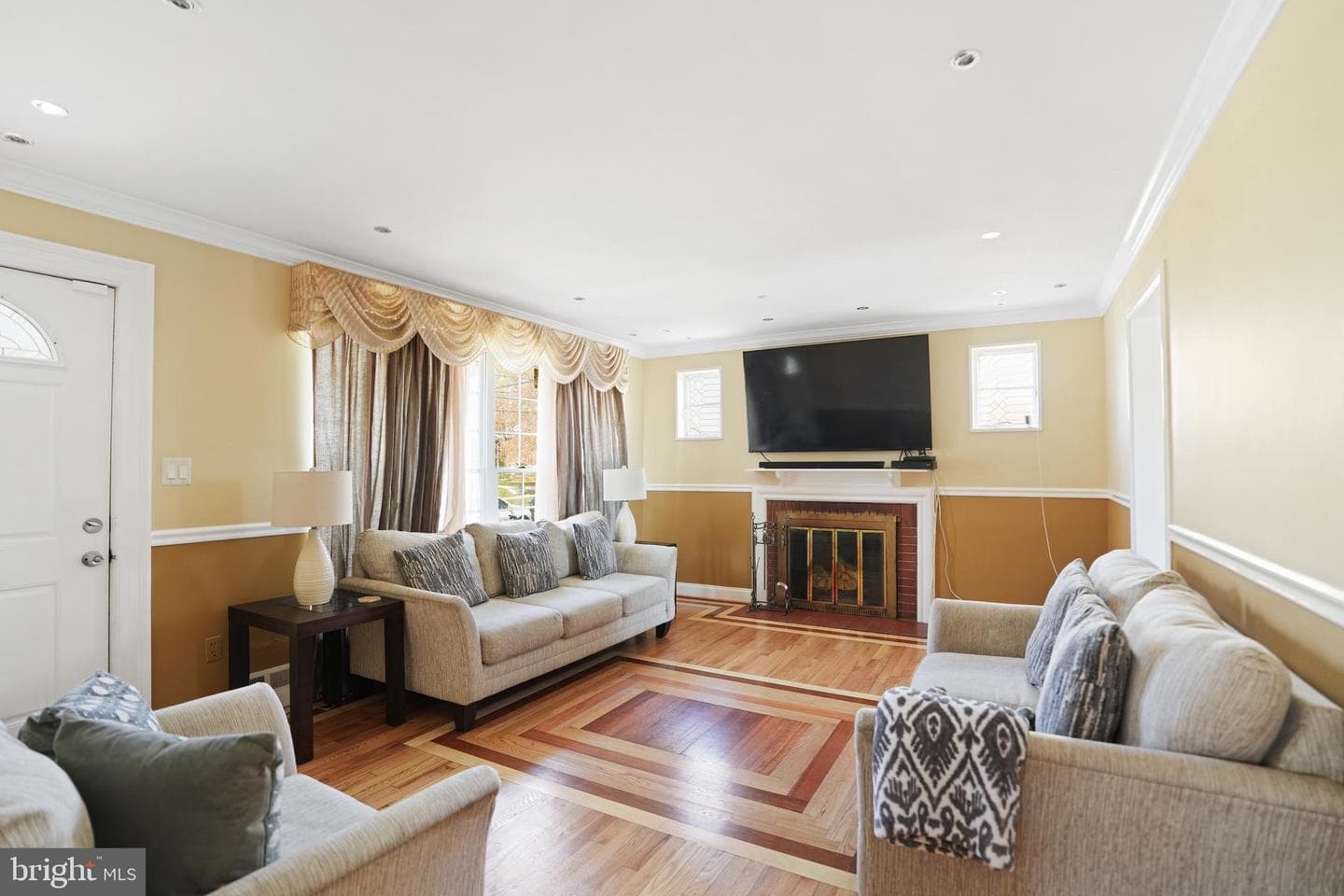 3414 Farthing Drive photo 2