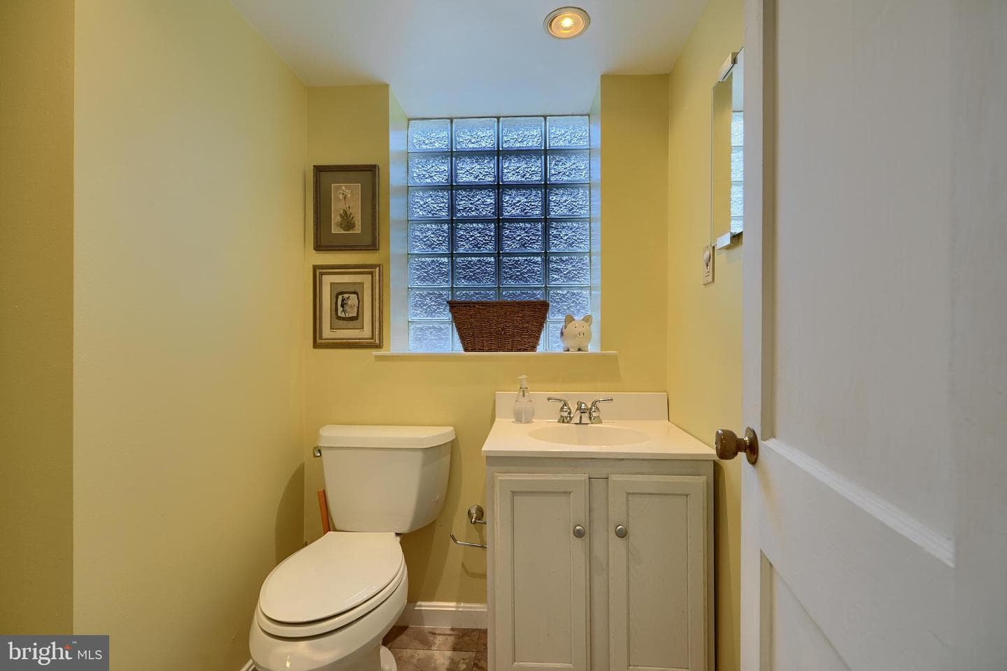 9715 Saxony Road photo 28