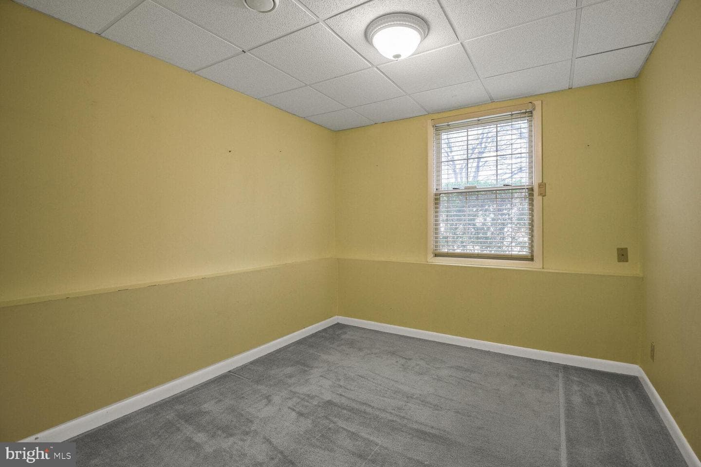 20820 Scottsbury Drive photo 15