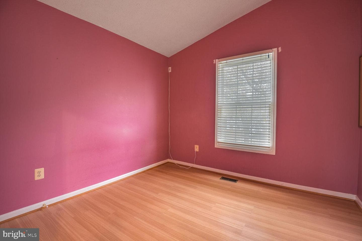 20820 Scottsbury Drive photo 16