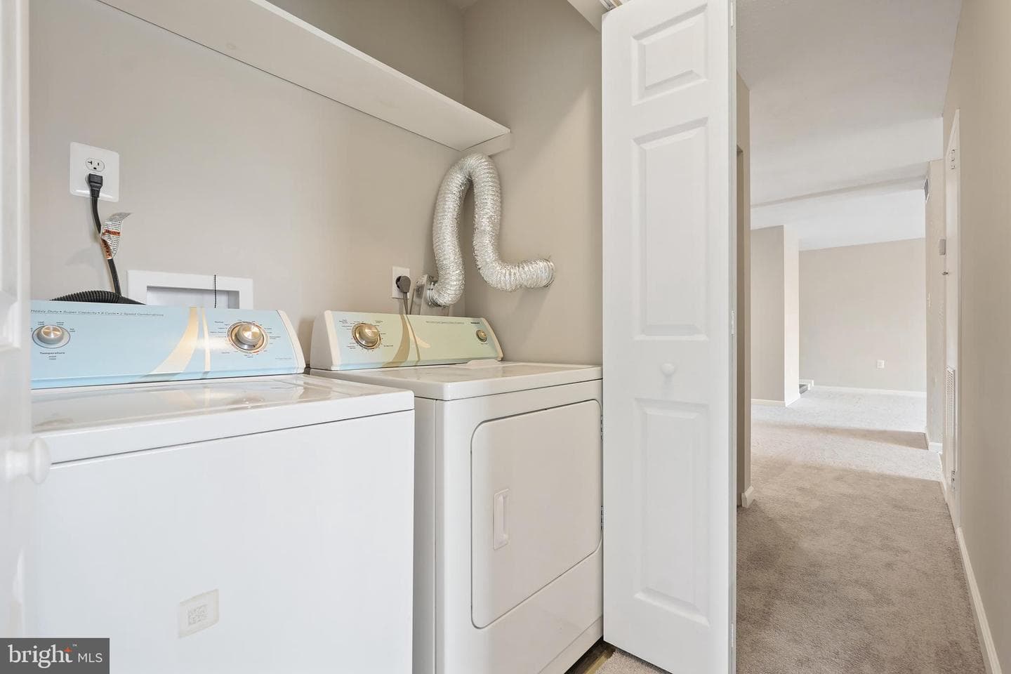 454 Girard Street #303 photo 13