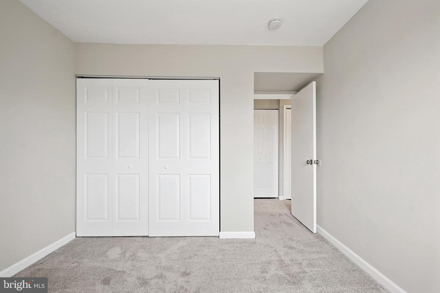 454 Girard Street #303 photo 17