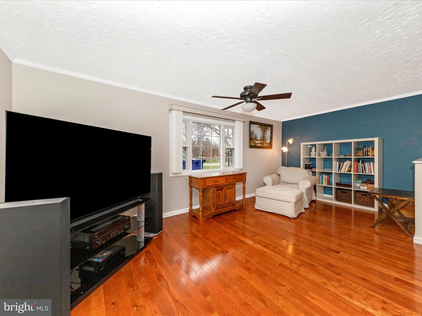19005 Dowden Circle photo 18