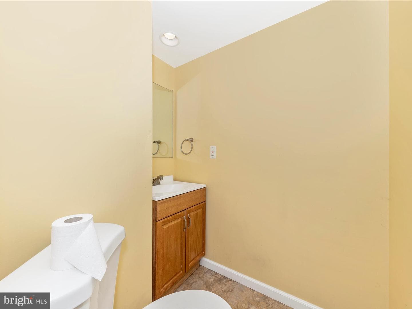 19005 Dowden Circle photo 35