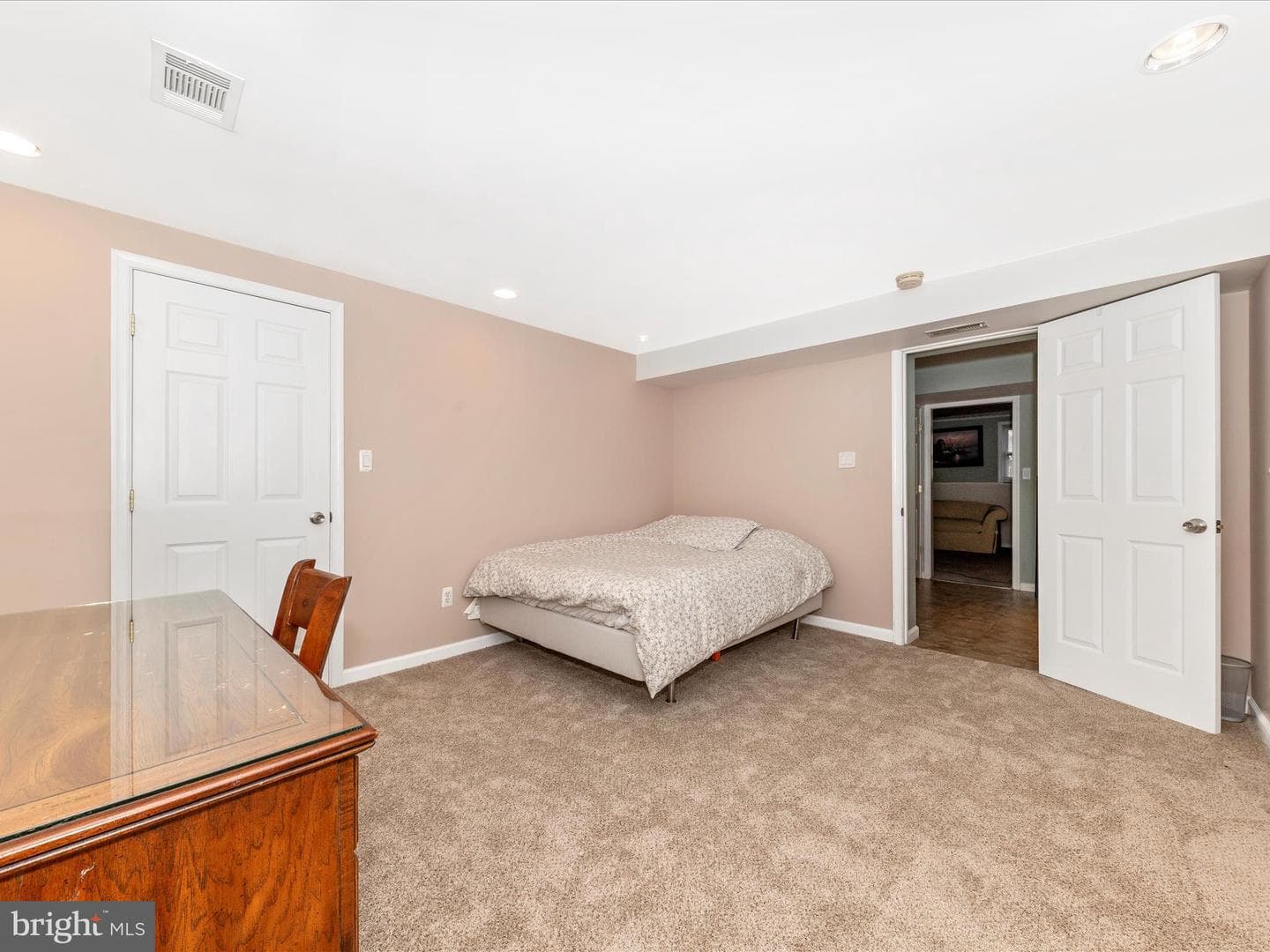 19005 Dowden Circle photo 37