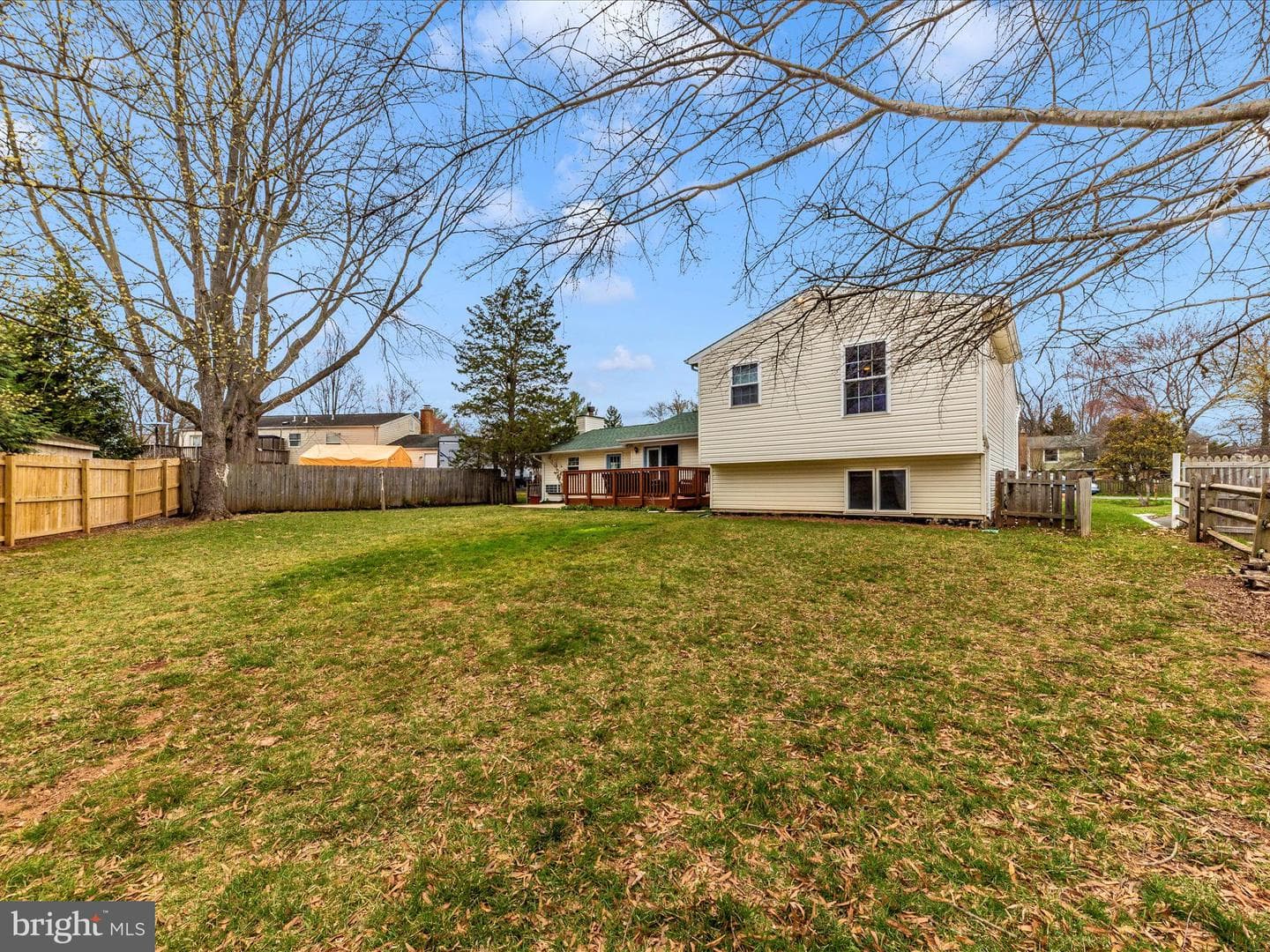 19005 Dowden Circle photo 45
