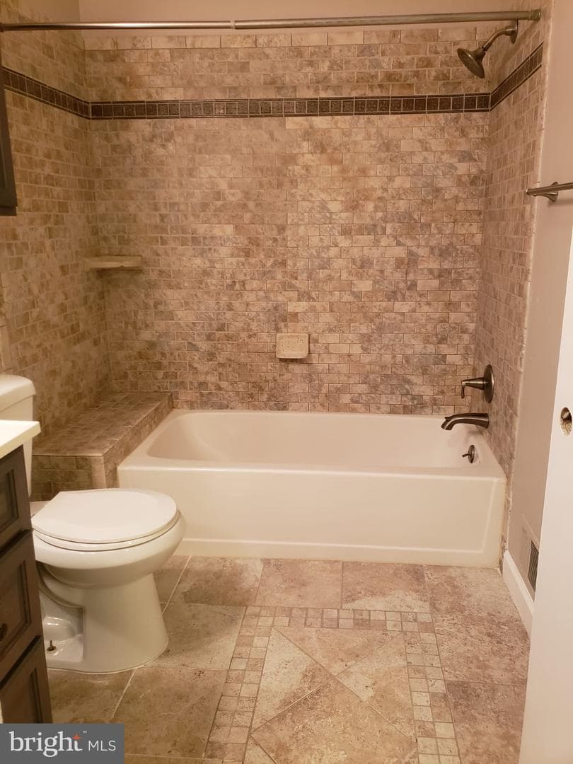 3046 Ohara Place photo 6