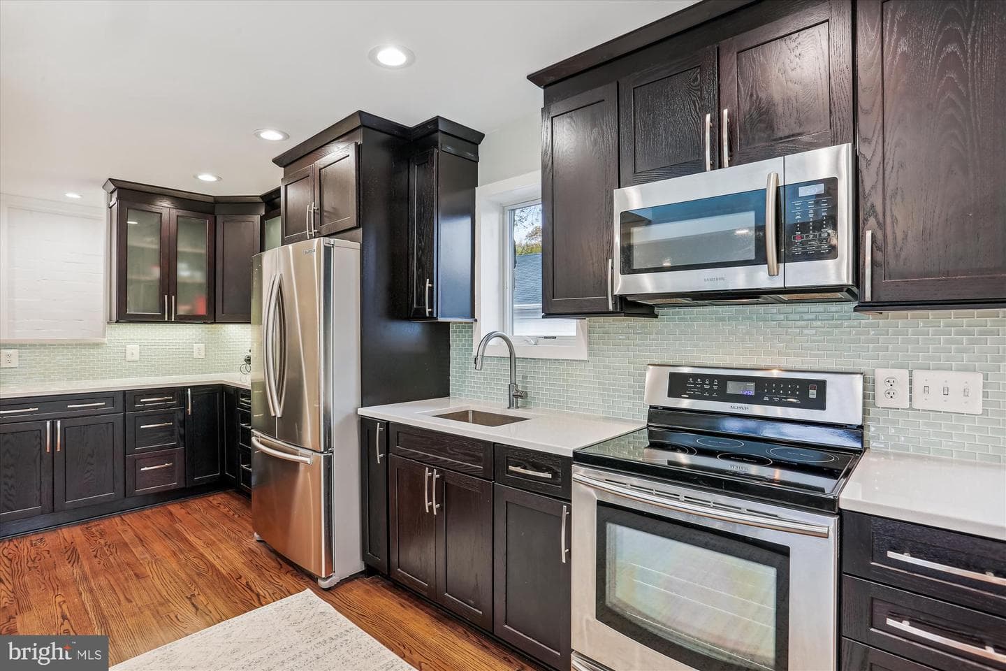 15707 Sycamore Lane photo 3