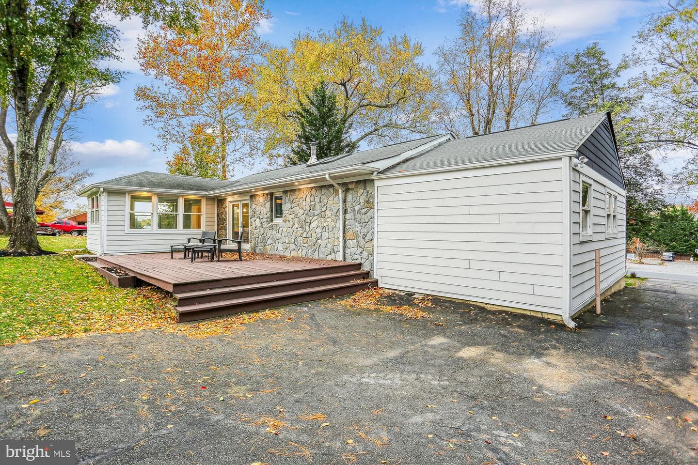 15707 Sycamore Lane photo 40