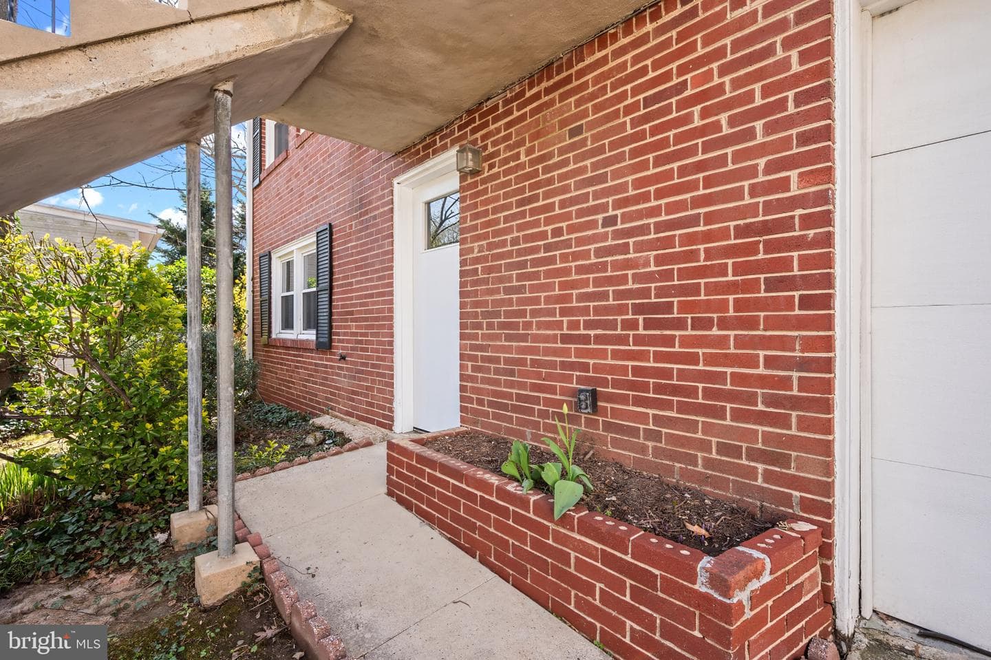 9704 Lorain Avenue photo 24