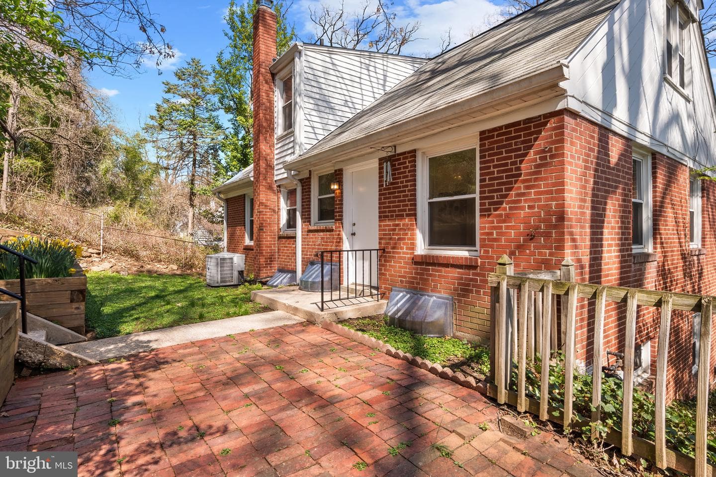 9704 Lorain Avenue photo 32