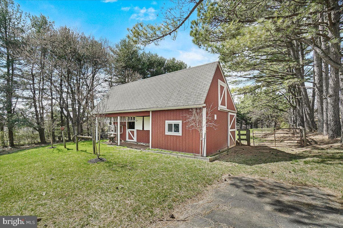 11109 Watkins Road photo 68
