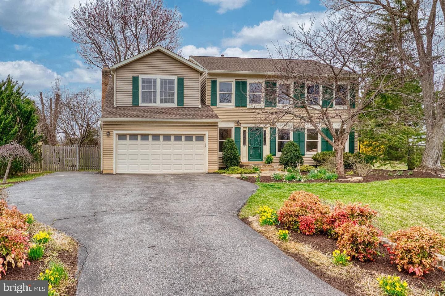 17332 Evangeline Lane photo 3