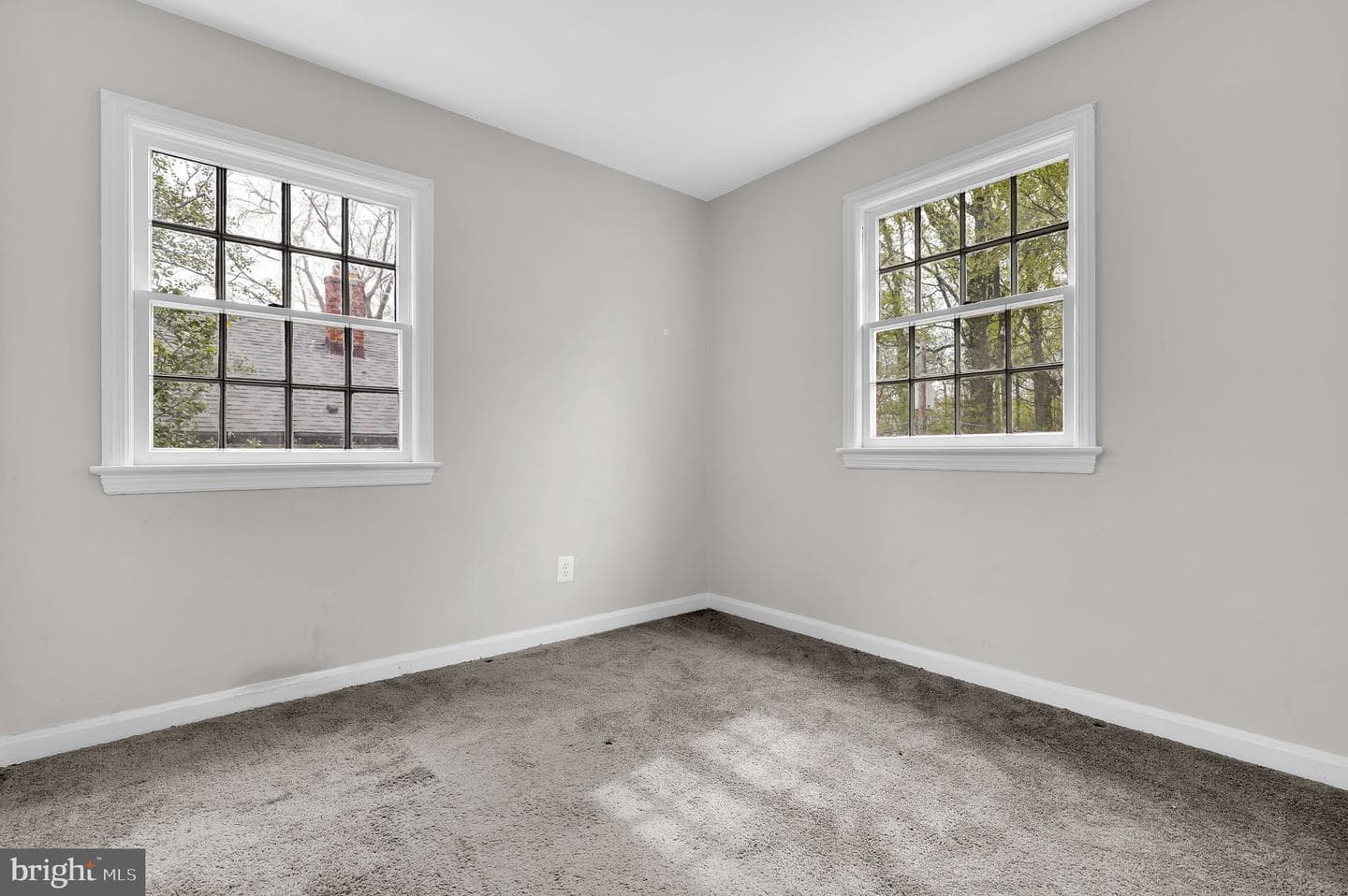 1708 E West Highway #1708 photo 10