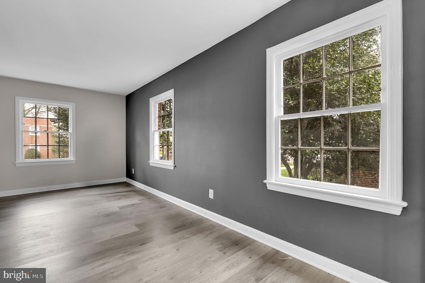1708 E West Highway #1708 photo 4