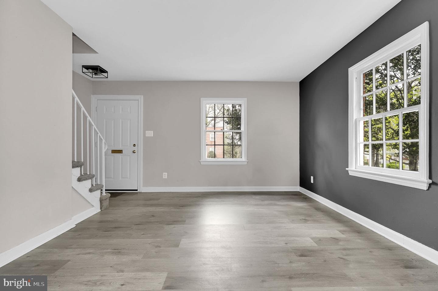 1708 E West Highway #1708 photo 5