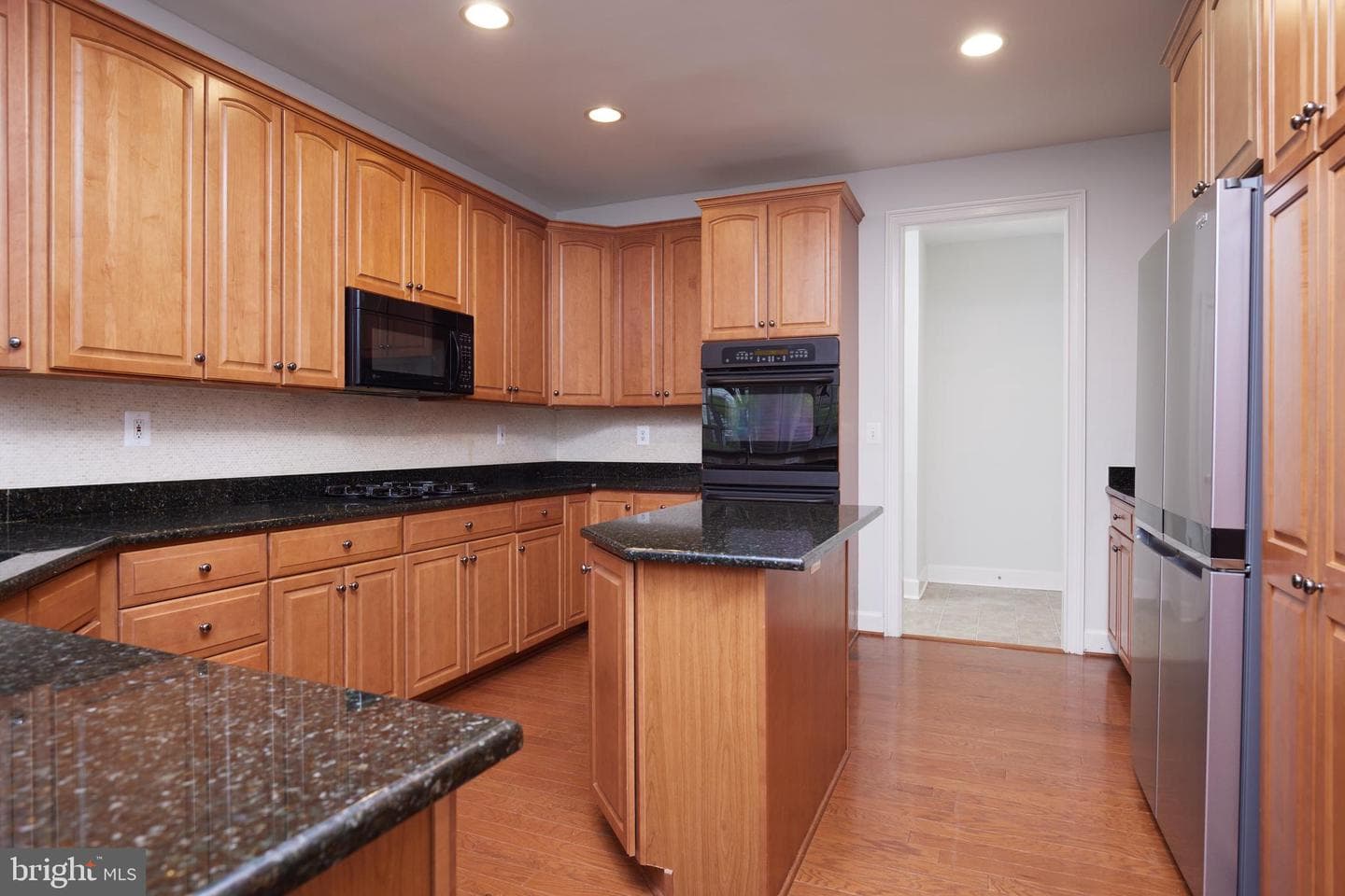 912 Oak Knoll Terrace photo 10