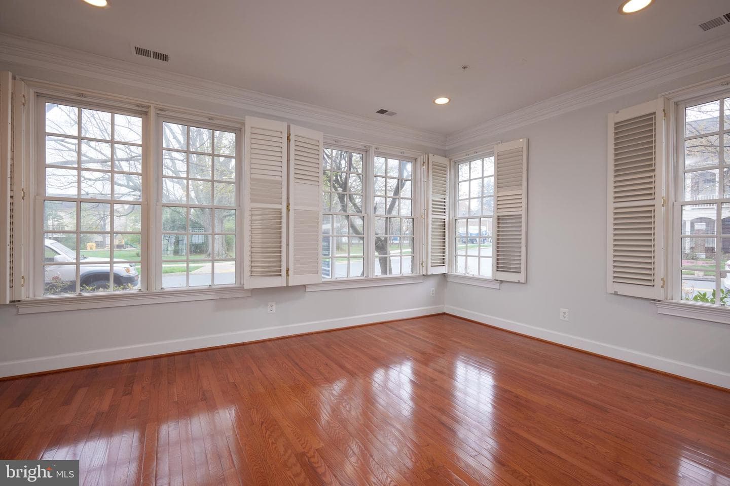 912 Oak Knoll Terrace photo 22