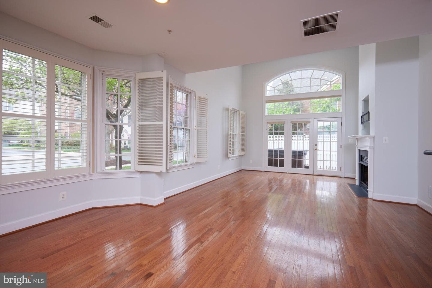 912 Oak Knoll Terrace photo 23