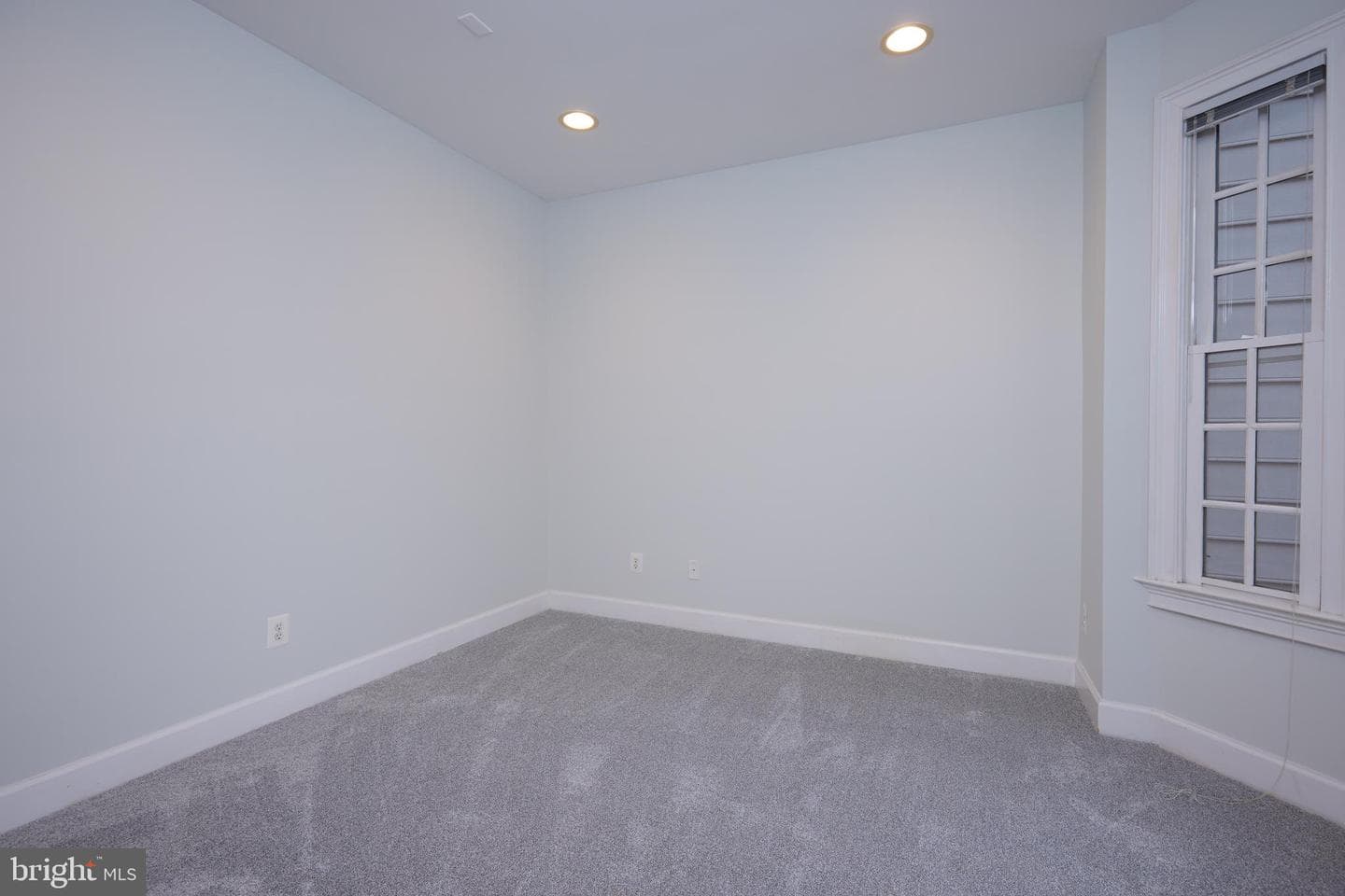 912 Oak Knoll Terrace photo 32