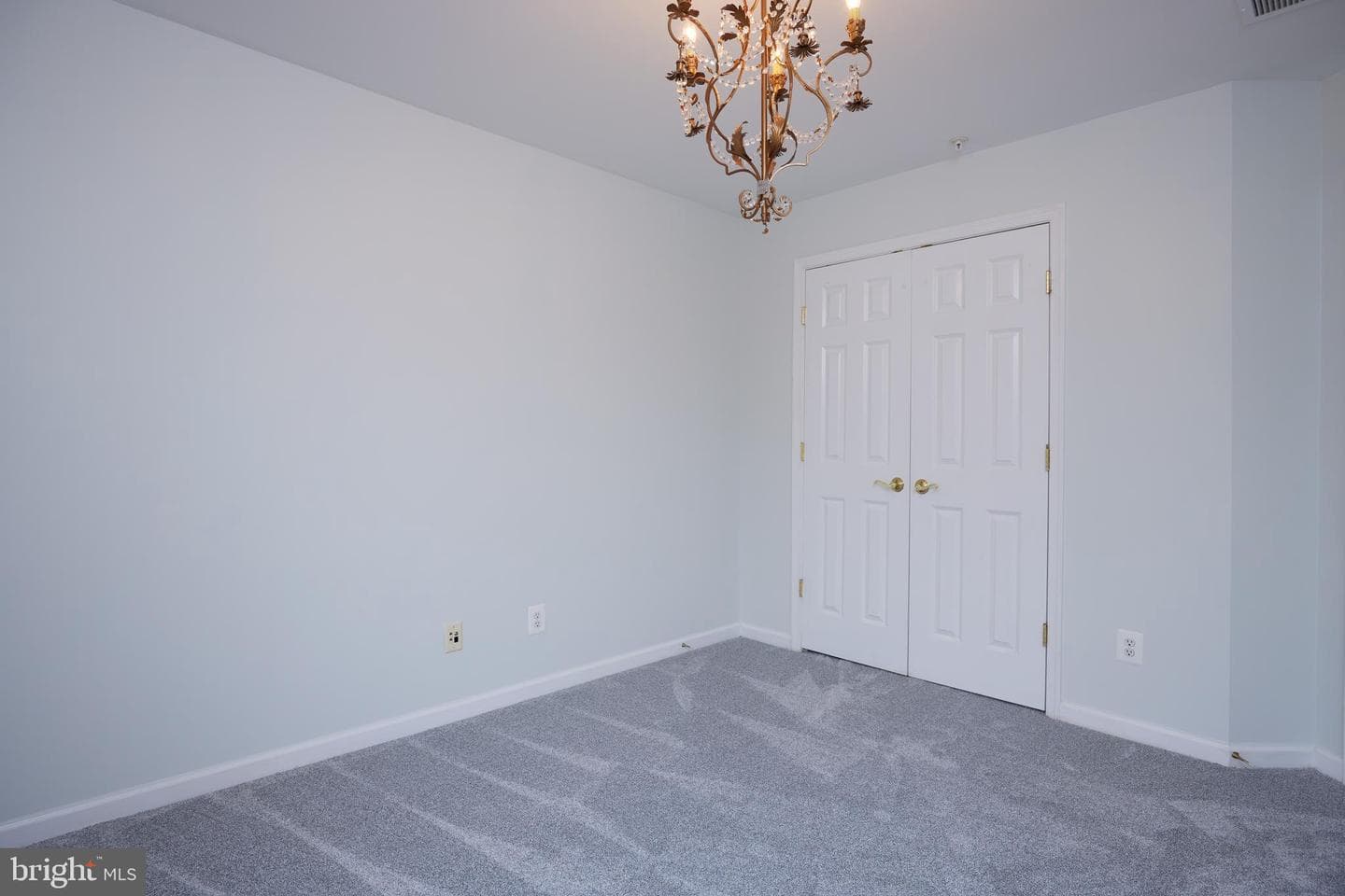 912 Oak Knoll Terrace photo 39