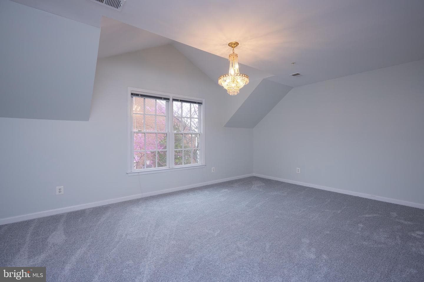 912 Oak Knoll Terrace photo 40