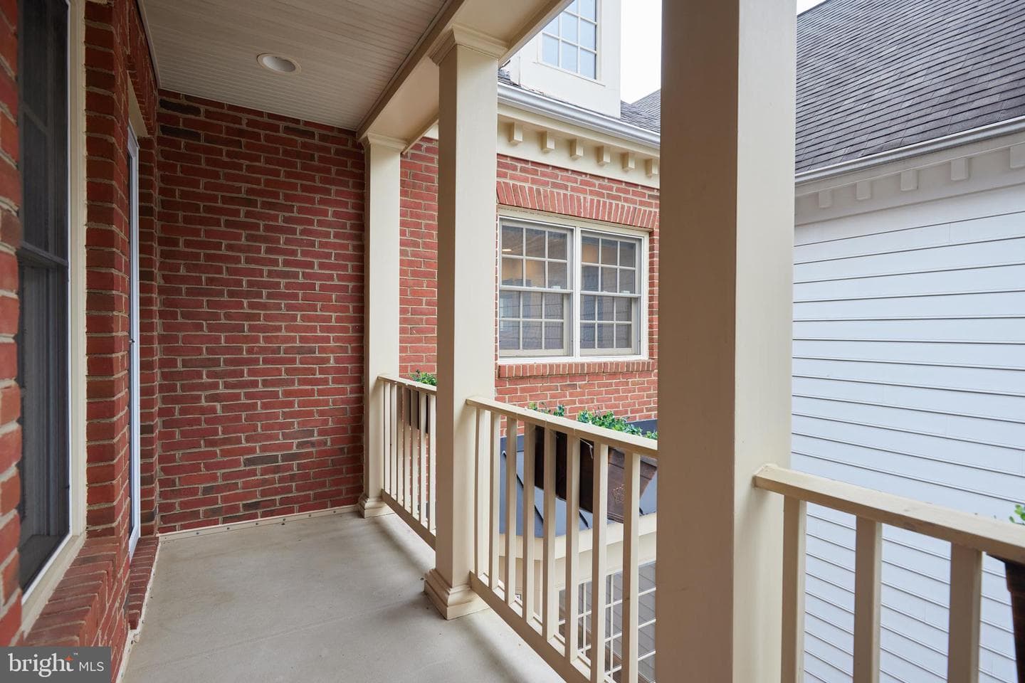 912 Oak Knoll Terrace photo 46