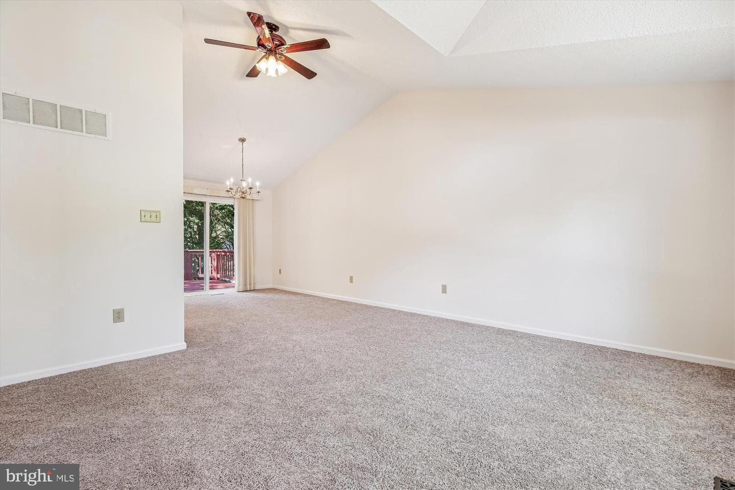 11528 Dragonfire Way photo 31