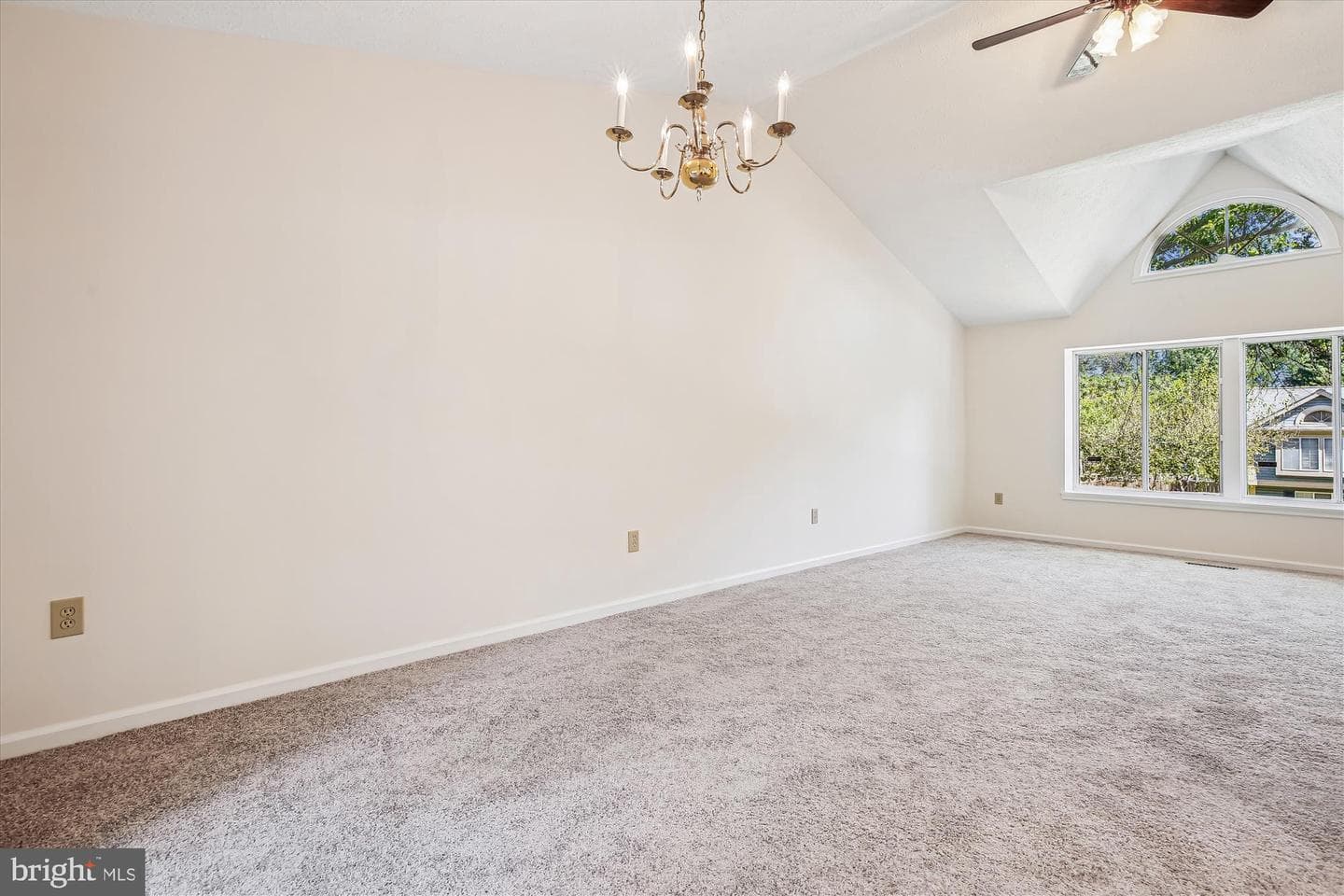 11528 Dragonfire Way photo 33