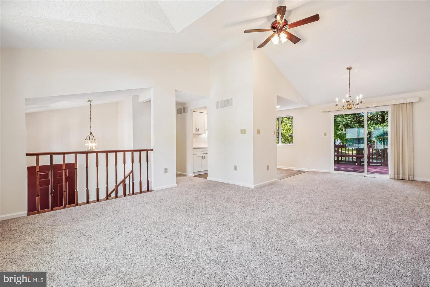 11528 Dragonfire Way photo 7