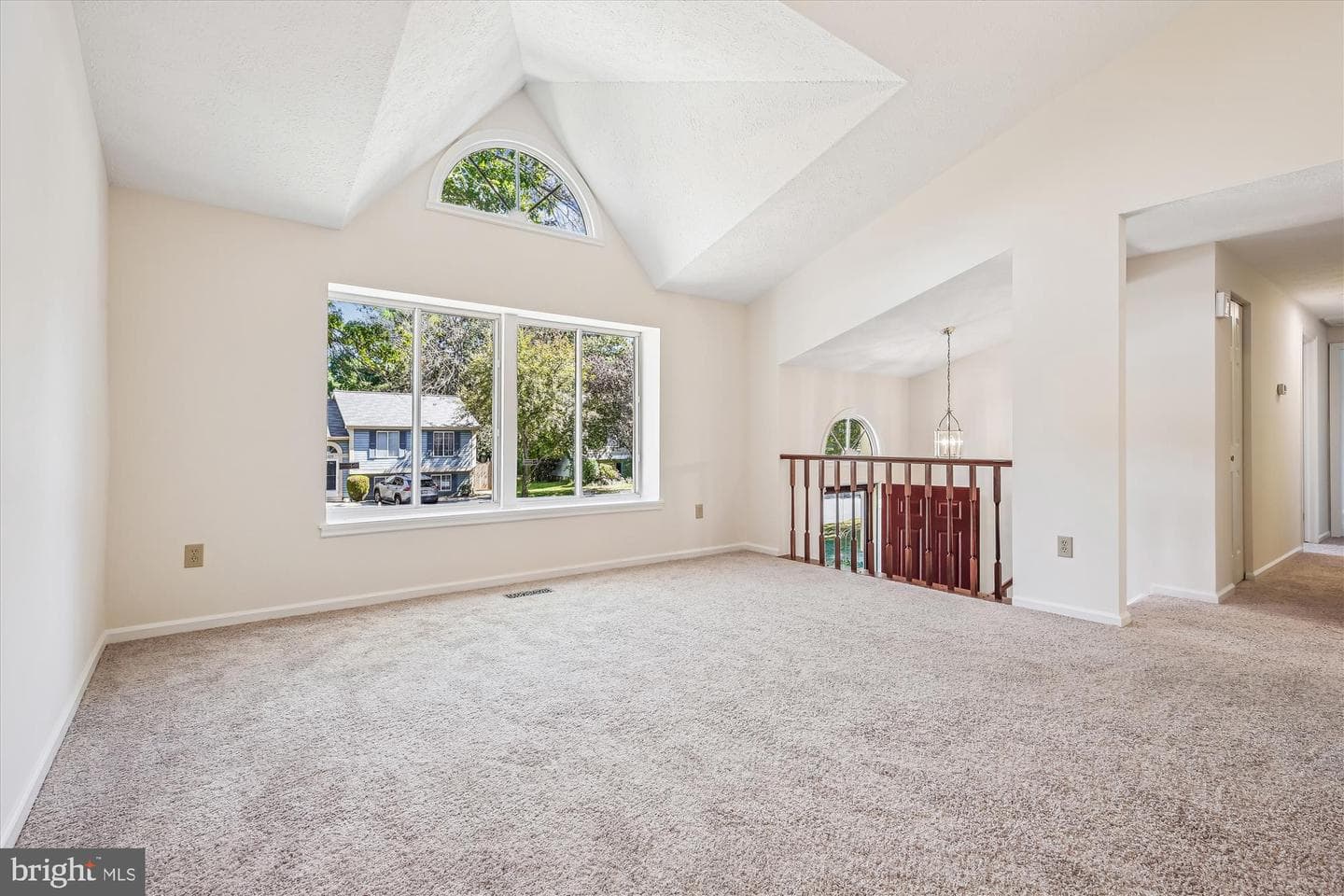 11528 Dragonfire Way photo 8