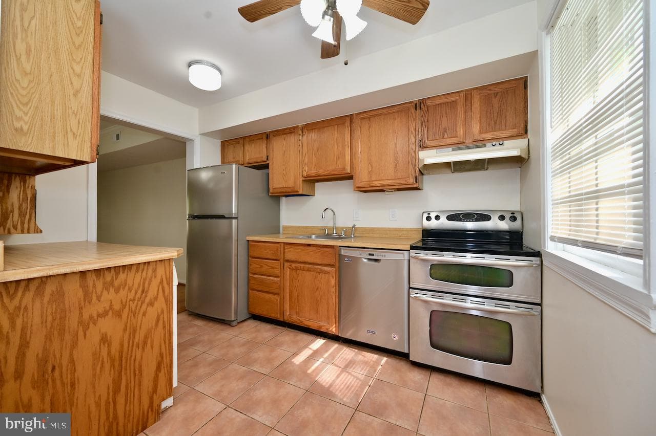 862 Azalea Drive #20-862 photo 2