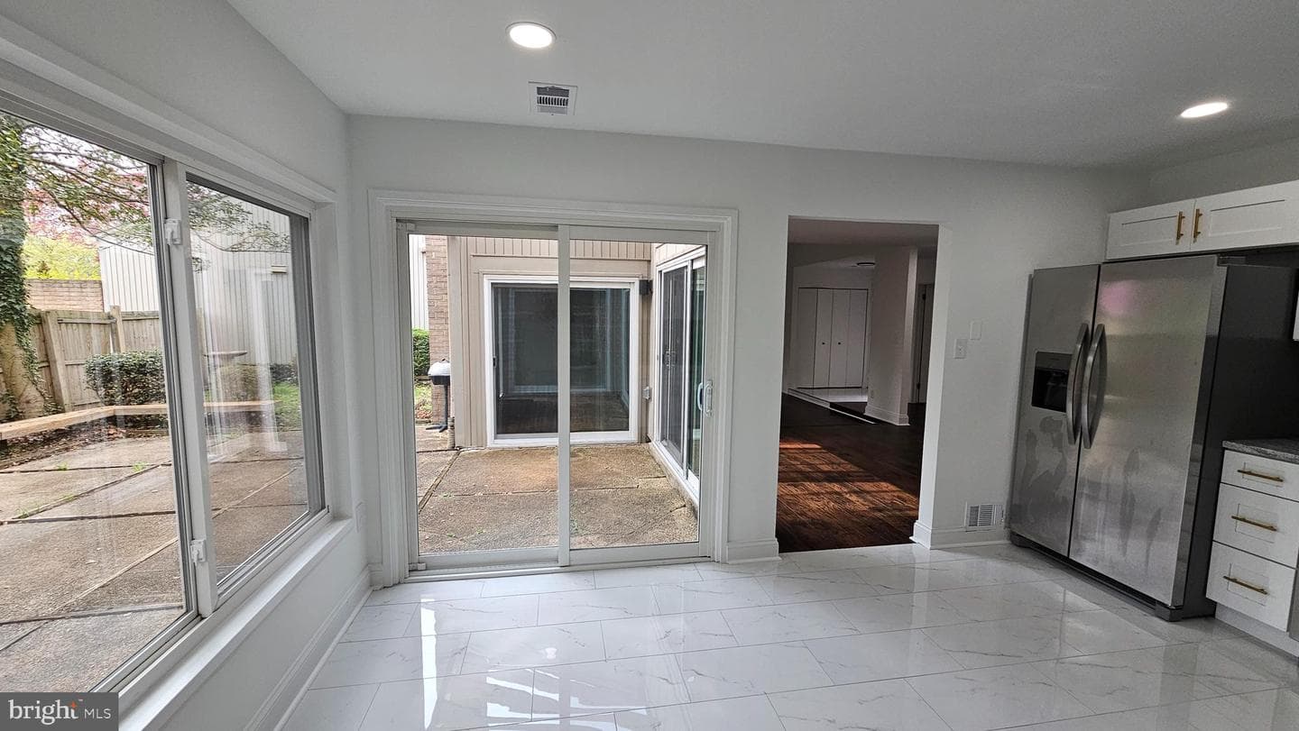 19117 Brooke Grove Court photo 12