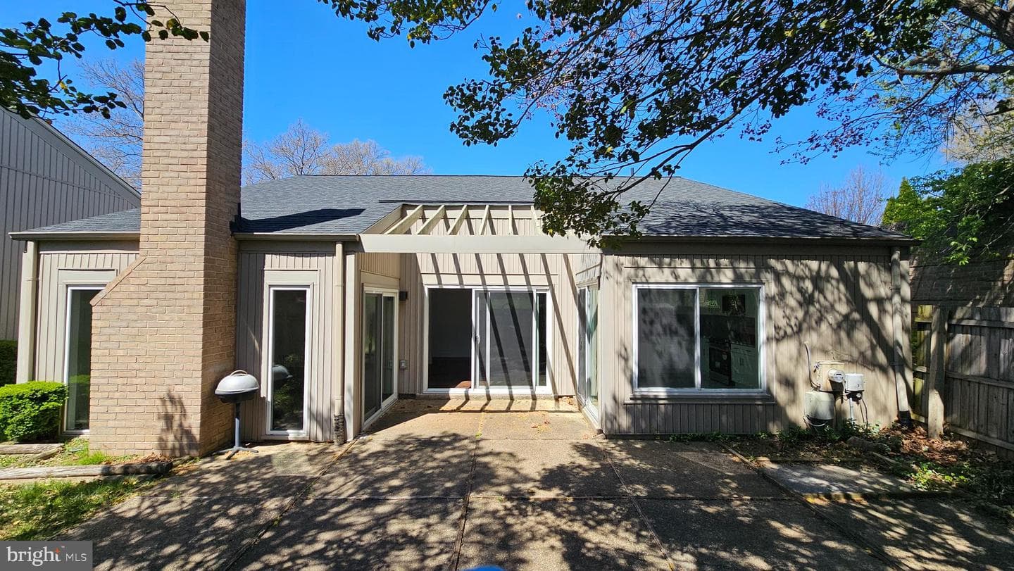 19117 Brooke Grove Court photo 31
