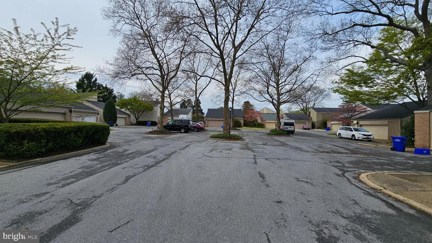 19117 Brooke Grove Court photo 43