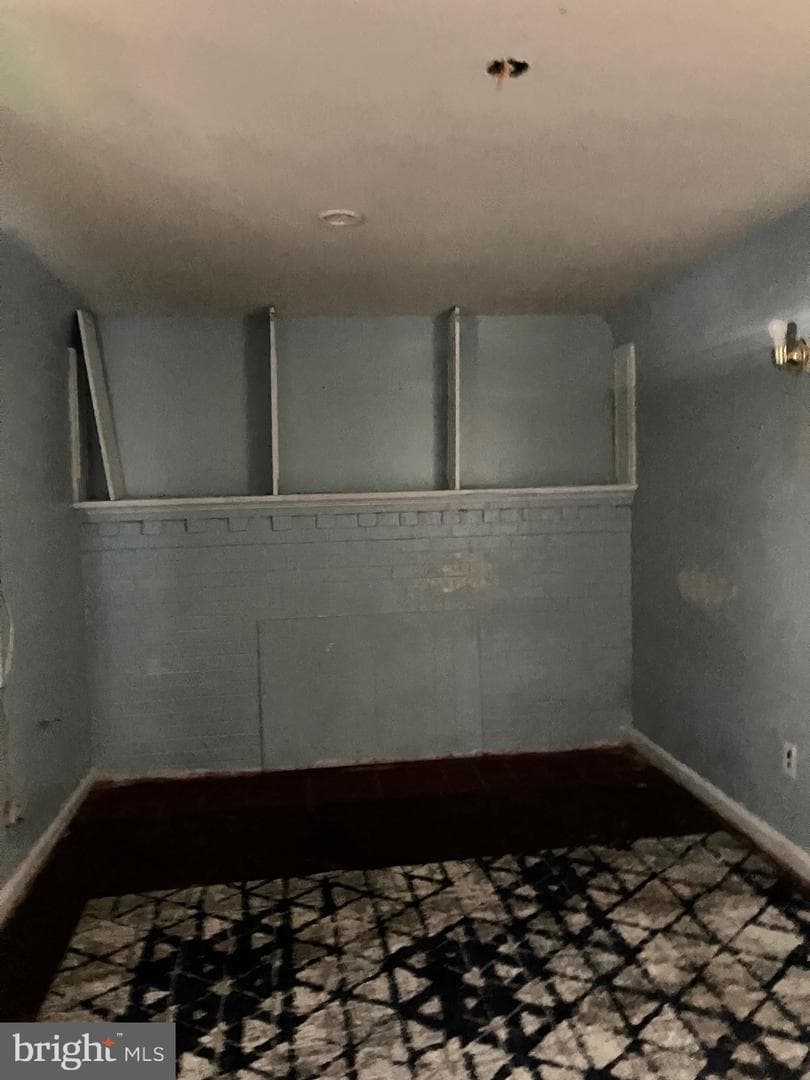 11110 Valley View Avenue photo 29