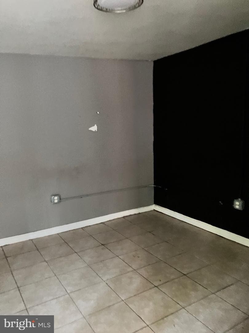11110 Valley View Avenue photo 36