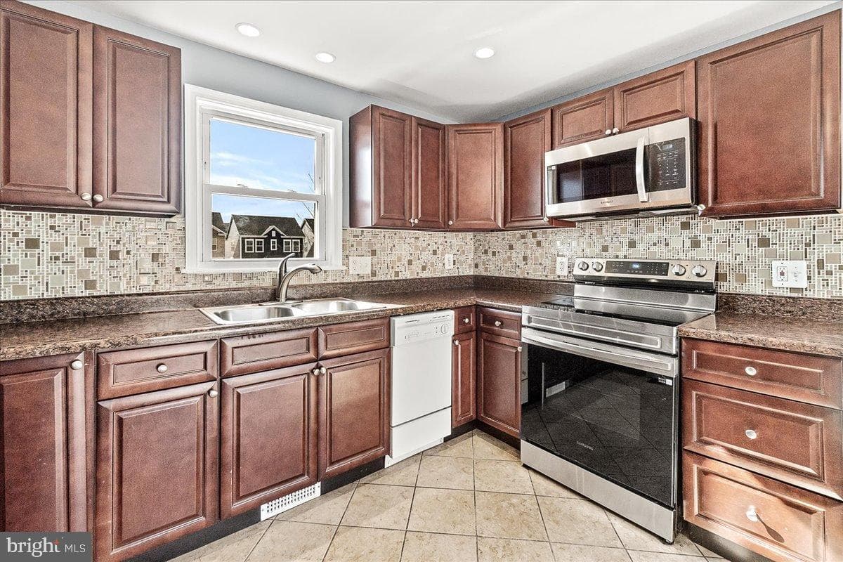 22310 Clarksburg Road photo 13