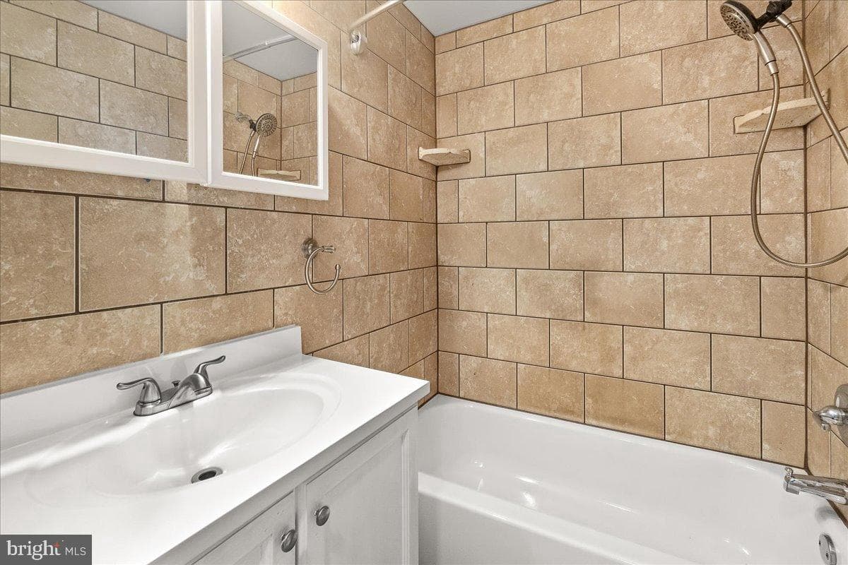 22310 Clarksburg Road photo 20
