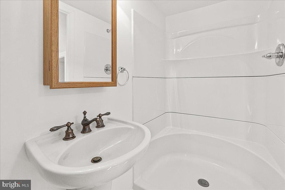 22310 Clarksburg Road photo 40