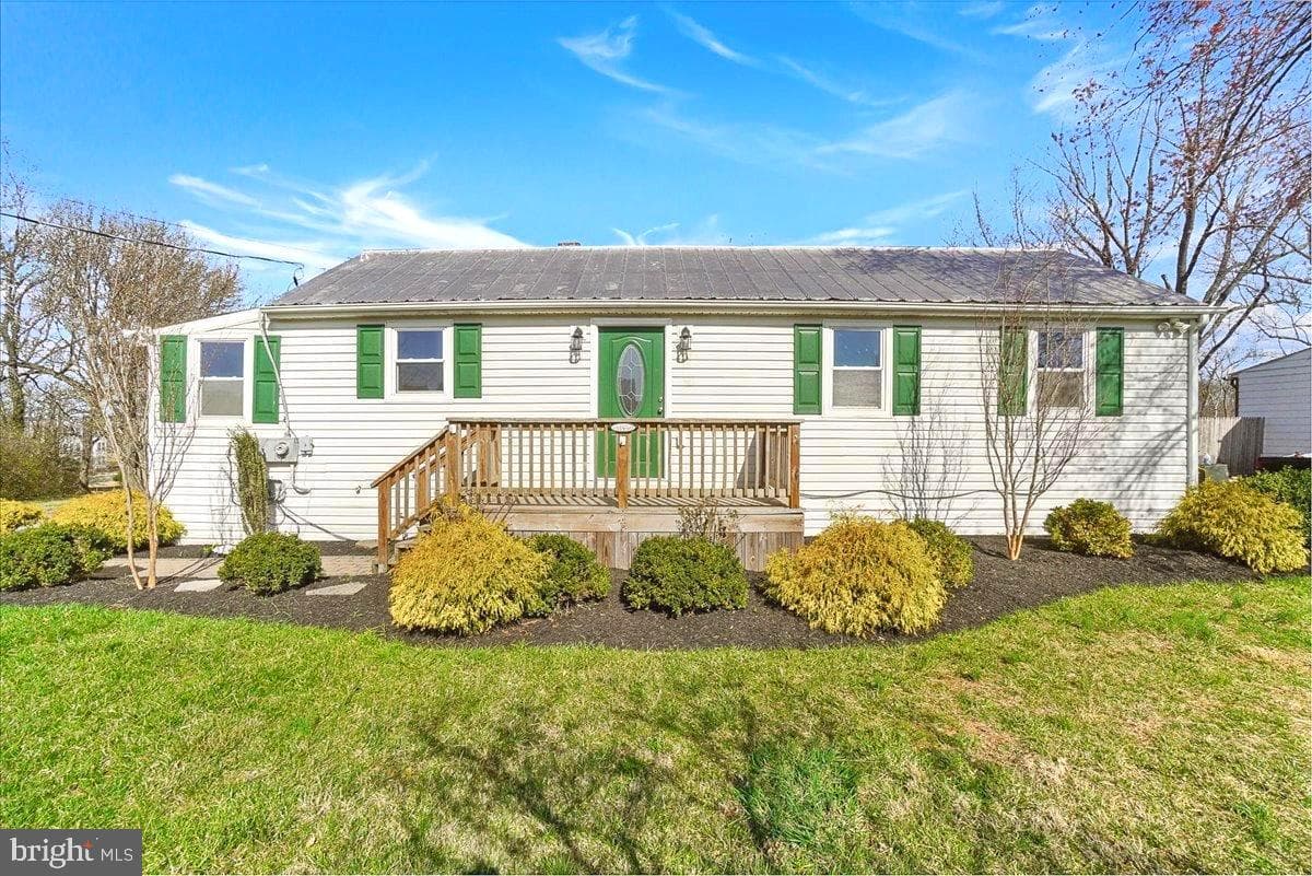 22310 Clarksburg Road photo 47