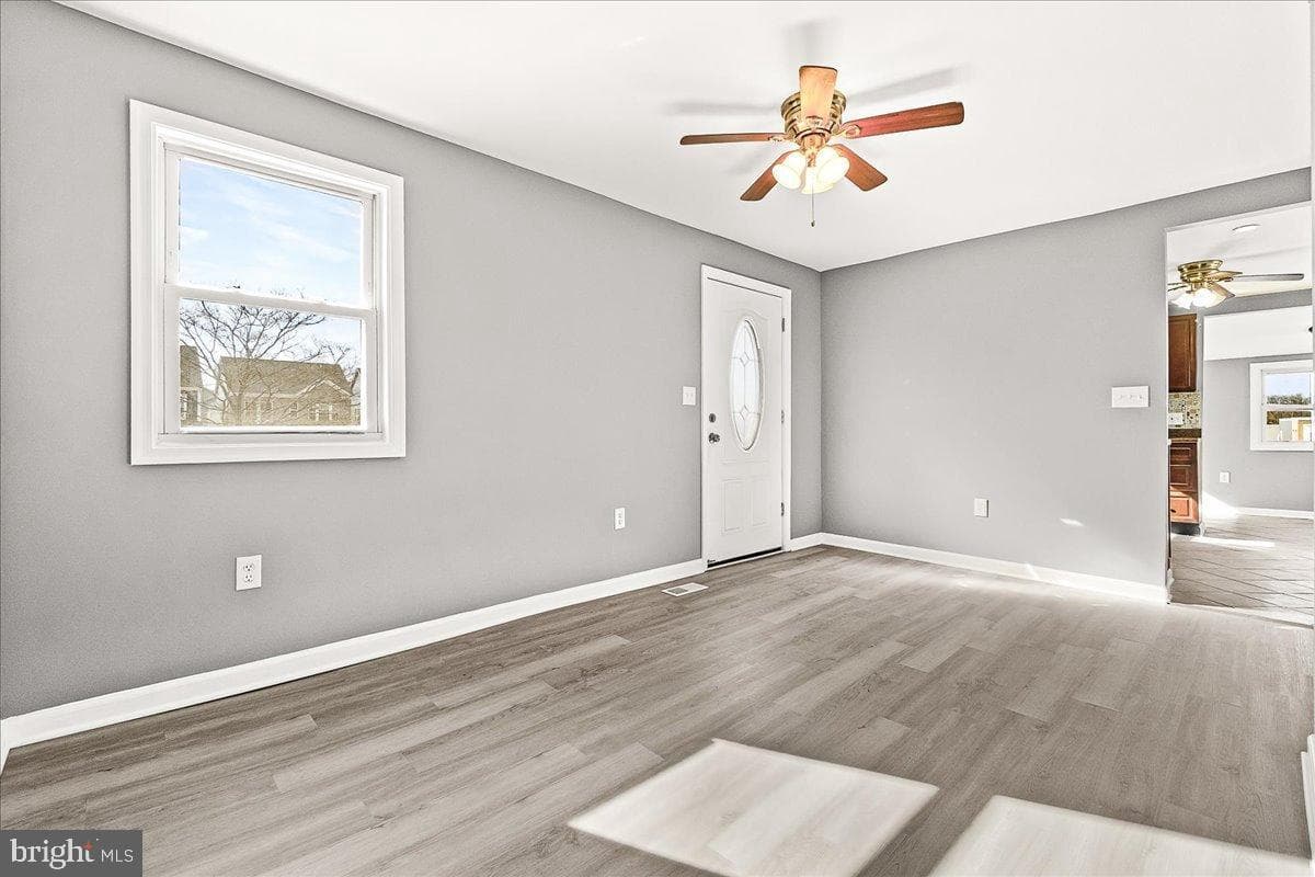 22310 Clarksburg Road photo 8