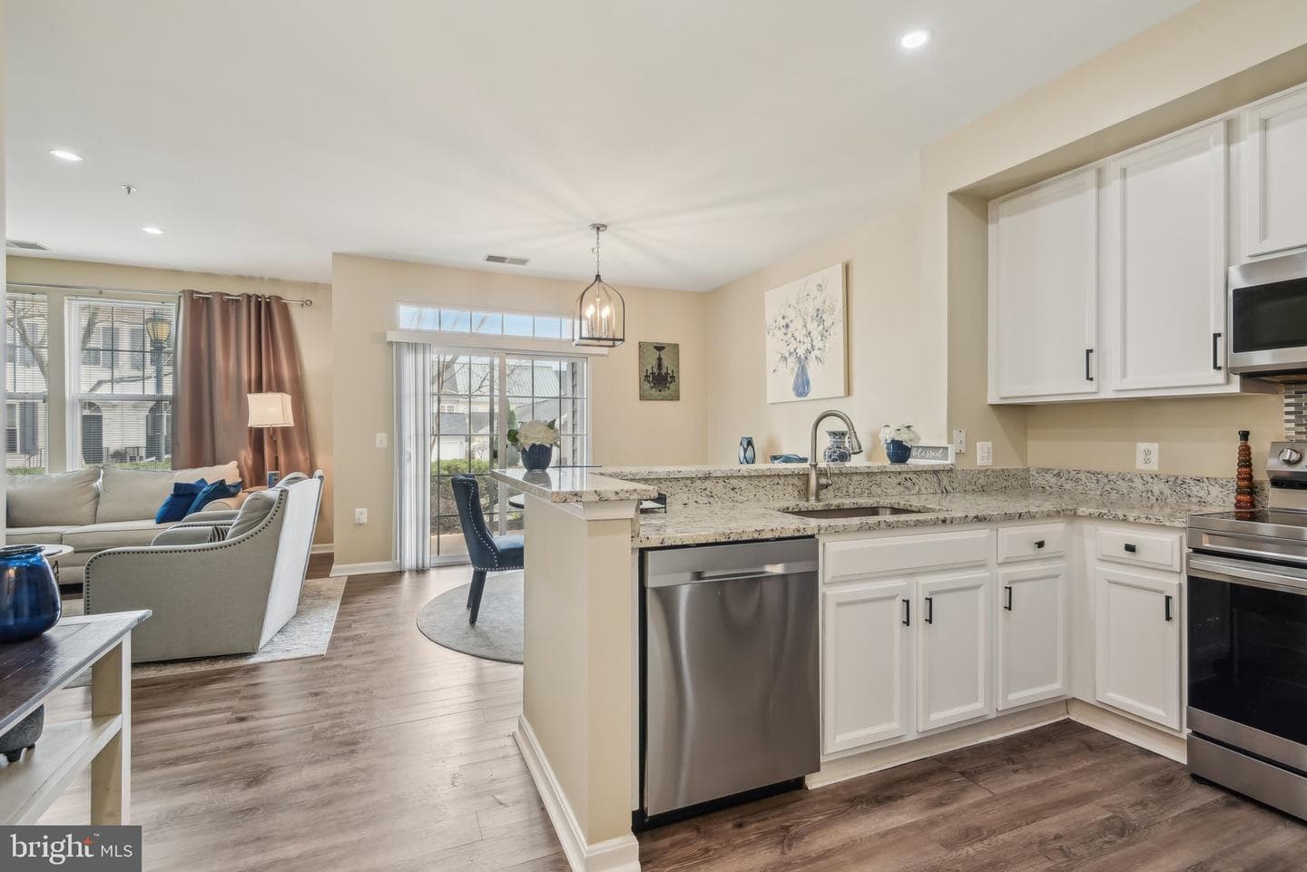 531 Lawson Way #108 photo 11